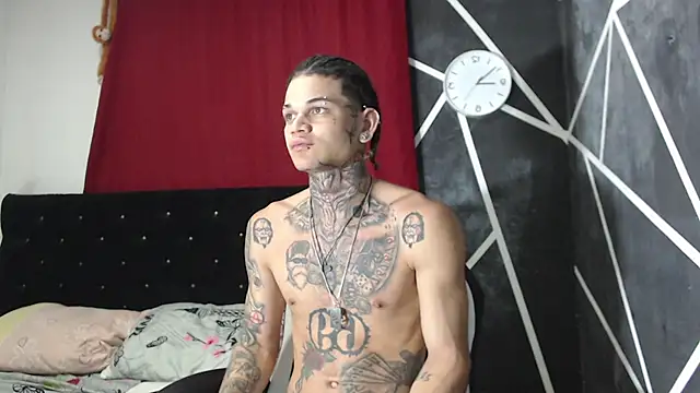 hot man05 online show from 10.06.25