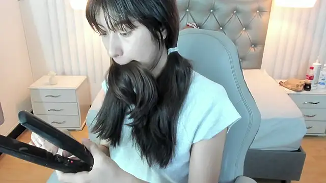 Snapshot of mia_vanucci1 chatting on 03.04.25 mia vanucci1 online show from 03.04.25