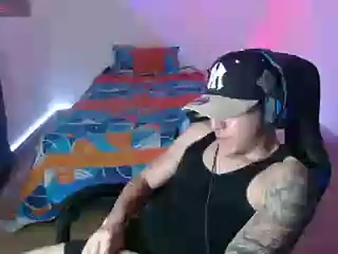 Dann Vargas online show from 02.13.25
