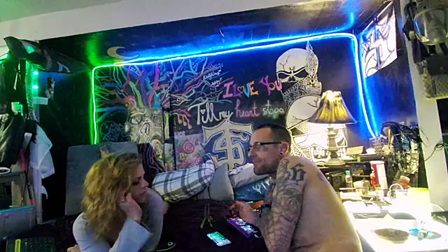 RhyleeRaine online show from 09.16.25