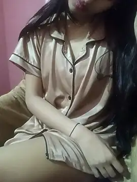 Snapshot of angel-cinderella chatting on 10.30.25 angel-cinderella online show from 10.30.25