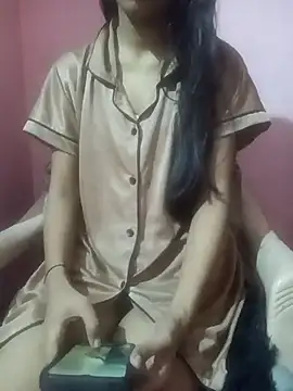 Snapshot of angel-cinderella chatting on 11.04.25 angel-cinderella online show from 11.04.25