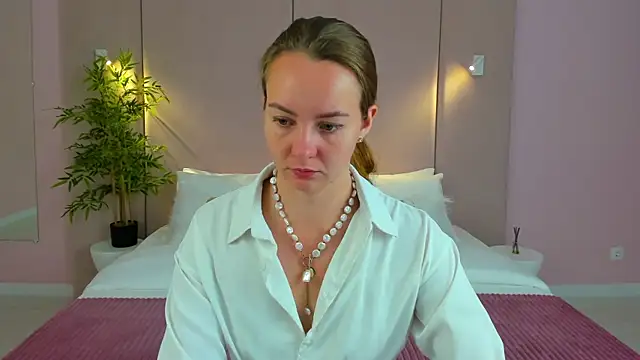 JaniceCollins online show from 10.09.25