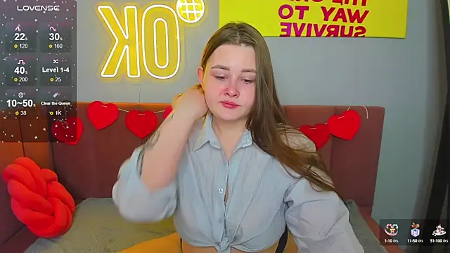 Snapshot of MargaretRoyy chatting on 02.15.25 MargaretRoyy online show from 02.15.25