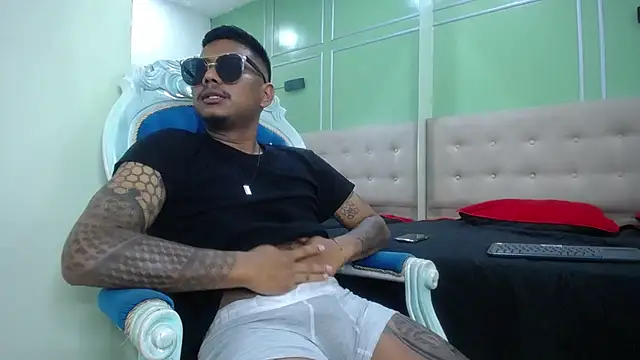 Snapshot of Saipadpuer30 chatting on 03.04.25 Saipadpuer30 online show from 03.04.25