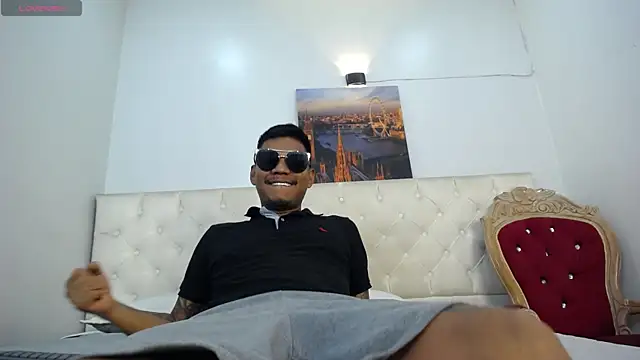 Snapshot of Saipadpuer30 chatting on 03.05.25 Saipadpuer30 online show from 03.05.25