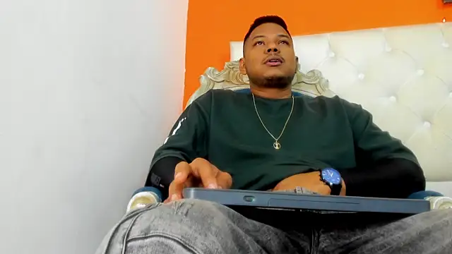 Snapshot of Saipadpuer30 chatting on 09.18.25 Saipadpuer30 online show from 09.18.25