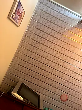 Snapshot of Saipadpuer30 chatting on 10.14.25 Saipadpuer30 online show from 10.14.25