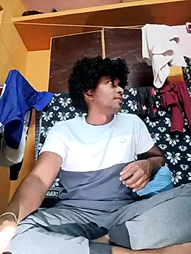 Snapshot of bigcock_thick chatting on 02.21.25 bigcock thick online show from 02.21.25