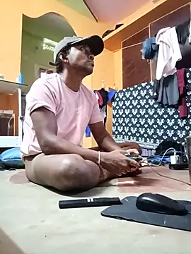 Snapshot of bigcock_thick chatting on 02.24.25 bigcock thick online show from 02.24.25