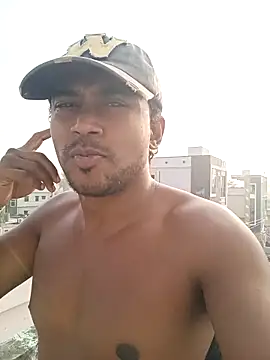 Snapshot of bigcock_thick chatting on 02.25.25 bigcock thick online show from 02.25.25