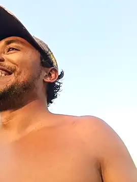 Snapshot of bigcock_thick chatting on 03.06.25 bigcock thick online show from 03.06.25