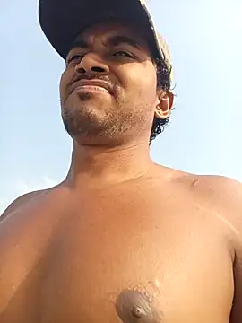 Snapshot of bigcock_thick chatting on 03.09.25 bigcock thick online show from 03.09.25