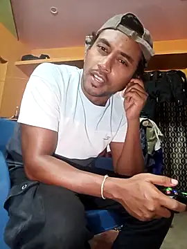 Snapshot of bigcock_thick chatting on 03.10.25 bigcock thick online show from 03.10.25