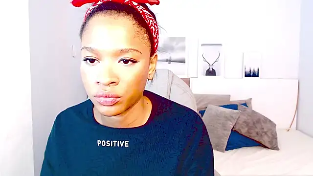 brendathompson  online show from 10.07.25