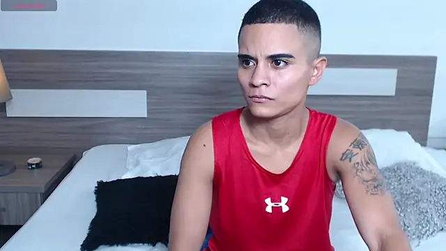 Snapshot of Liiamthompson chatting on 10.28.25 Liiamthompson online show from 10.28.25