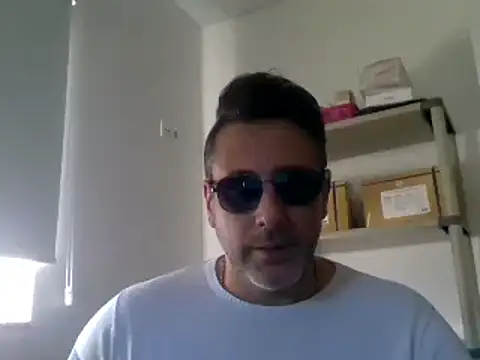 Snapshot of 66MA69 chatting on 02.05.25 66MA69 online show from 02.05.25