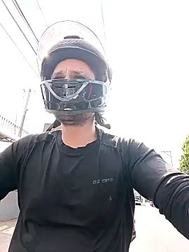 Quemoustro online show from 01.29.25