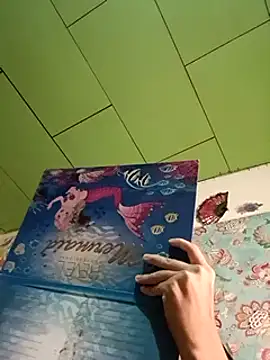 Little Saori online show from 02.14.25