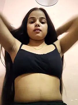 Snapshot of RAYI_123 chatting on 11.05.25 RAYI 123 online show from 11.05.25