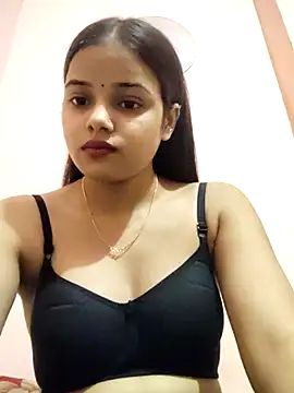 Snapshot of RAYI_123 chatting on 11.11.25 RAYI 123 online show from 11.11.25