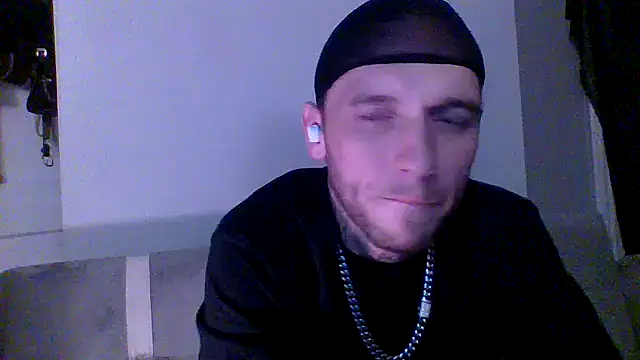 cruz815 online show from 11.30.25