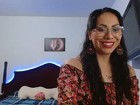 AloLovely  online show from 05.15.26