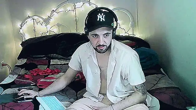 oliverfrommexico online show from 02.22.25