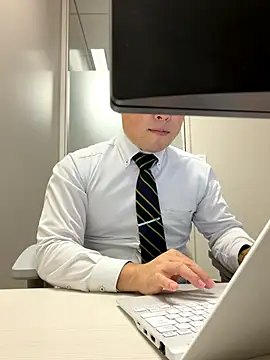 Snapshot of Nobu_469 chatting on 10.27.25 Nobu 469 online show from 10.27.25