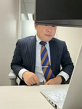 Snapshot of Nobu_469 chatting on 10.29.25 Nobu 469 online show from 10.29.25