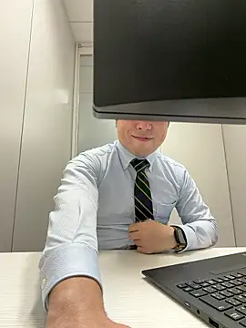 Snapshot of Nobu_469 chatting on 11.06.25 Nobu 469 online show from 11.06.25