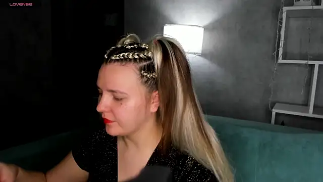 Jenny Jimmy online show from 02.17.26