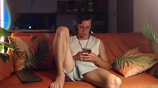 William Henry  online show from 04.17.26