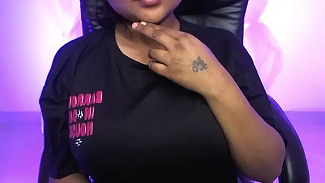 Snapshot of Kannu- chatting on 02.19.25 Kannu- online show from 02.19.25