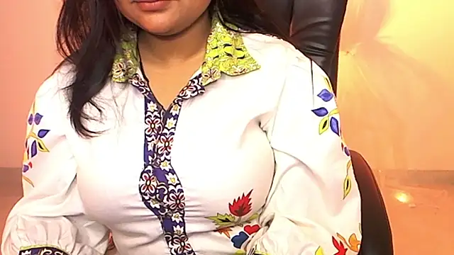 Snapshot of Kannu- chatting on 03.10.25 Kannu- online show from 03.10.25