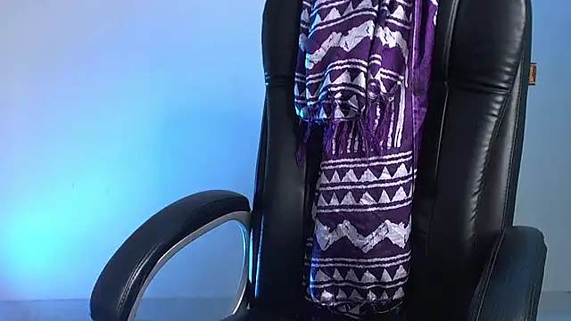 Snapshot of Kannu- chatting on 09.11.25 Kannu- online show from 09.11.25