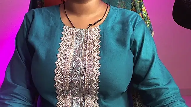 Snapshot of Kannu- chatting on 09.19.25 Kannu- online show from 09.19.25