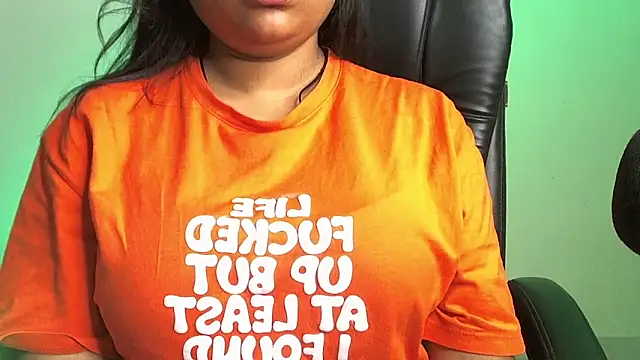 Snapshot of Kannu- chatting on 09.24.25 Kannu- online show from 09.24.25