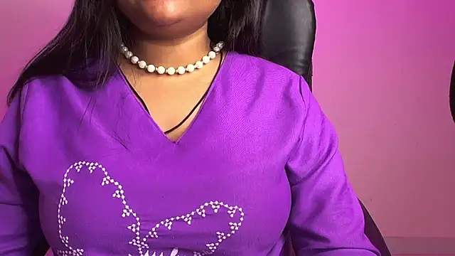 Snapshot of Kannu- chatting on 09.25.25 Kannu- online show from 09.25.25