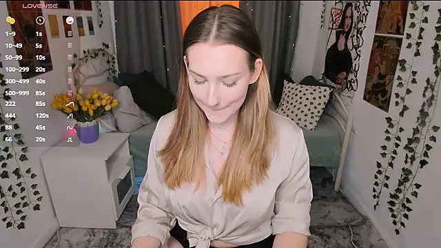 MaryWaddell online show from 03.14.25