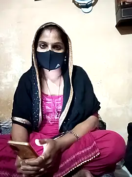 Snapshot of Jyoti5566 chatting on 02.04.25 Jyoti5566 online show from 02.04.25