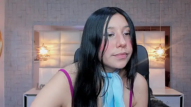 Nohemi louse online show from 11.19.25