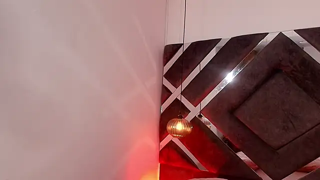 Snapshot of sara_lopee1 chatting on 09.26.25 sara lopee1 online show from 09.26.25