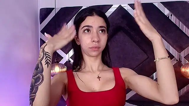 Snapshot of sara_lopee1 chatting on 10.25.25 sara lopee1 online show from 10.25.25