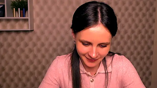 Snapshot of ValeriaHeart_ chatting on 02.26.25 ValeriaHeart online show from 02.26.25