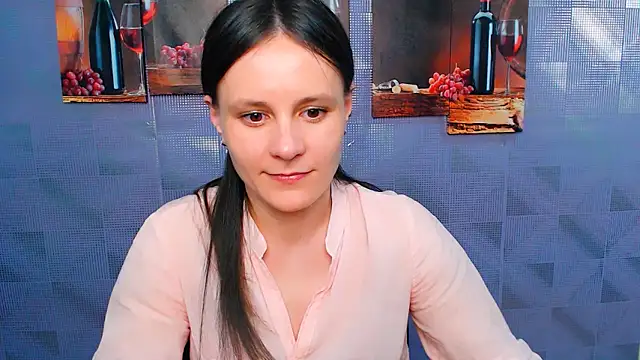 Snapshot of ValeriaHeart_ chatting on 03.14.25 ValeriaHeart online show from 03.14.25