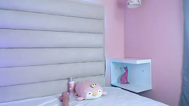 PrincessOlivee online show from 02.06.25