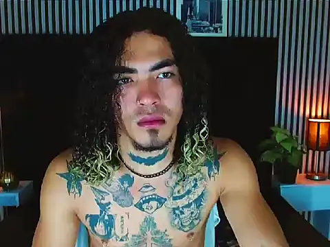 Snapshot of LihanJor_23 chatting on 10.24.25 LihanJor 23 online show from 10.24.25