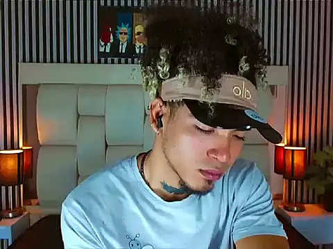 Snapshot of LihanJor_23 chatting on 10.26.25 LihanJor 23 online show from 10.26.25