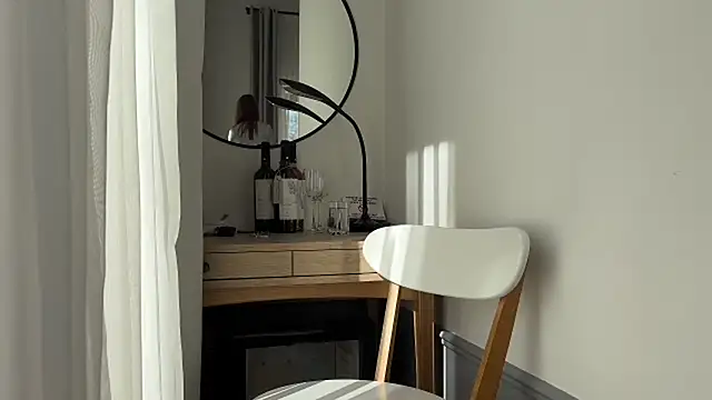 Snapshot of Kisskeyy chatting on 03.08.25 Kisskeyy online show from 03.08.25